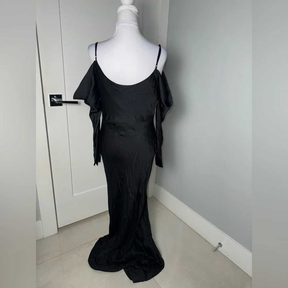 L’agence Black Long Sleeve Silk Off-The-Shoulder Juniper Dress/Size 2 - Picture 6 of 10